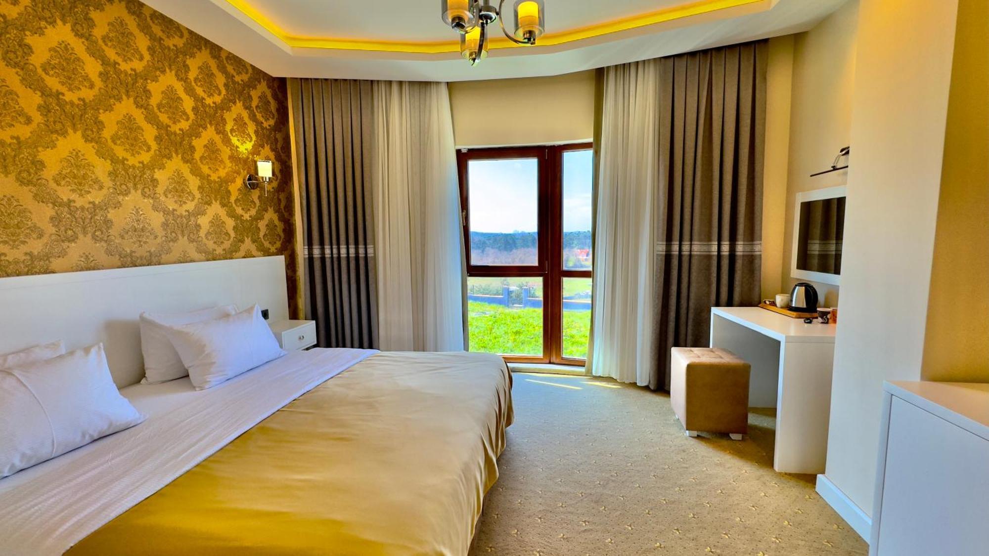Green Roof Hotel & Spa Terkos Exterior photo
