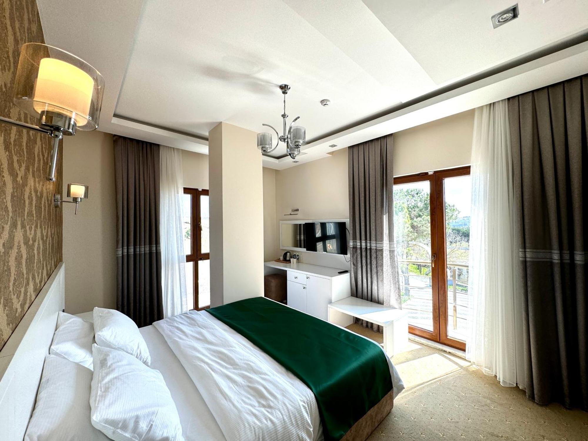 Green Roof Hotel & Spa Terkos Exterior photo