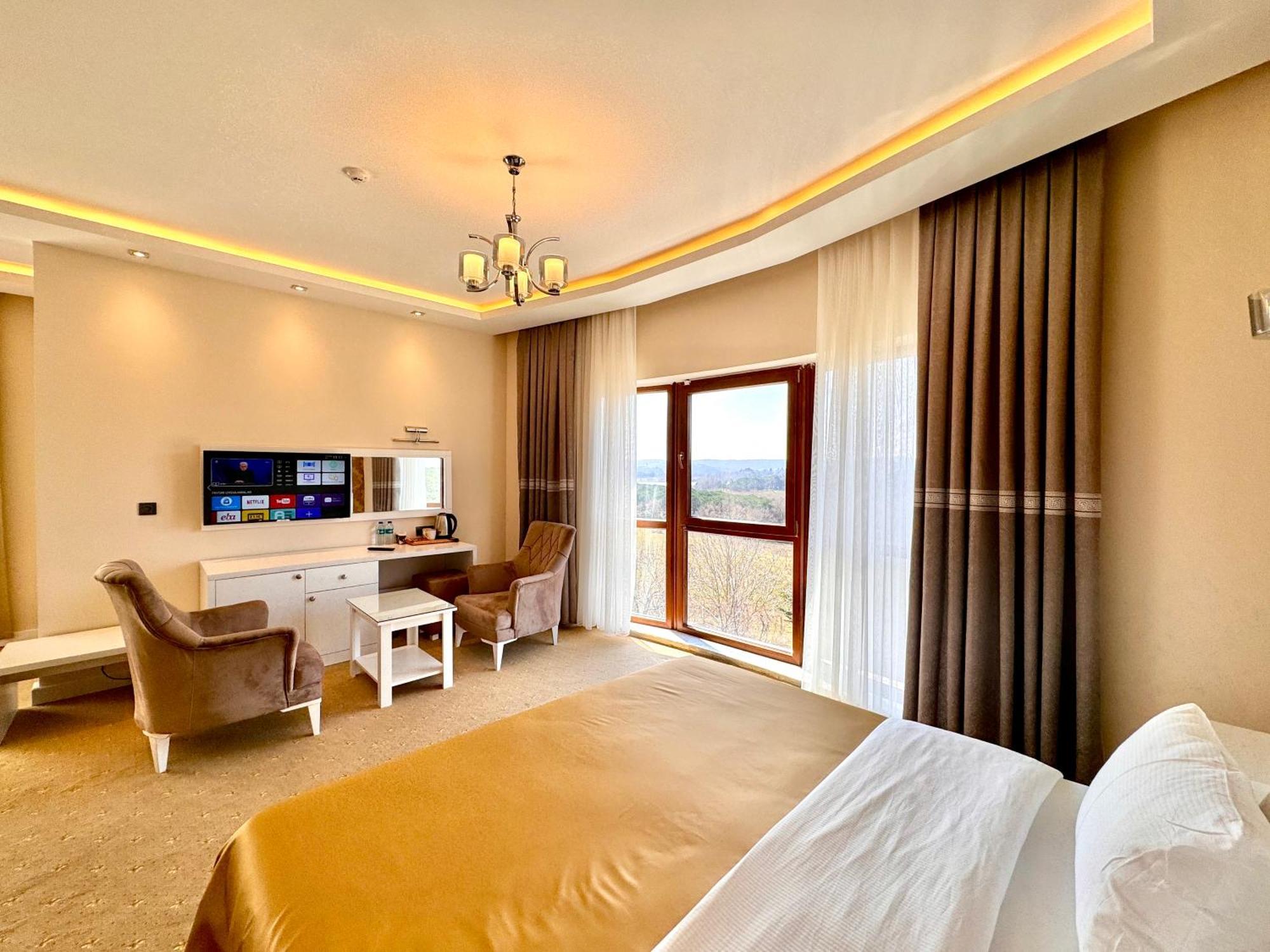 Green Roof Hotel & Spa Terkos Exterior photo