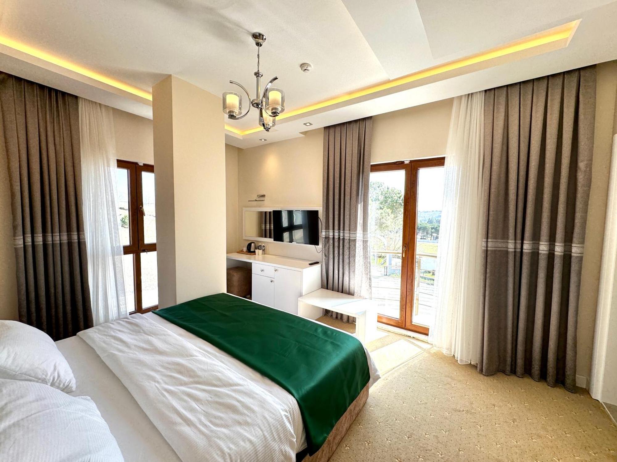 Green Roof Hotel & Spa Terkos Exterior photo