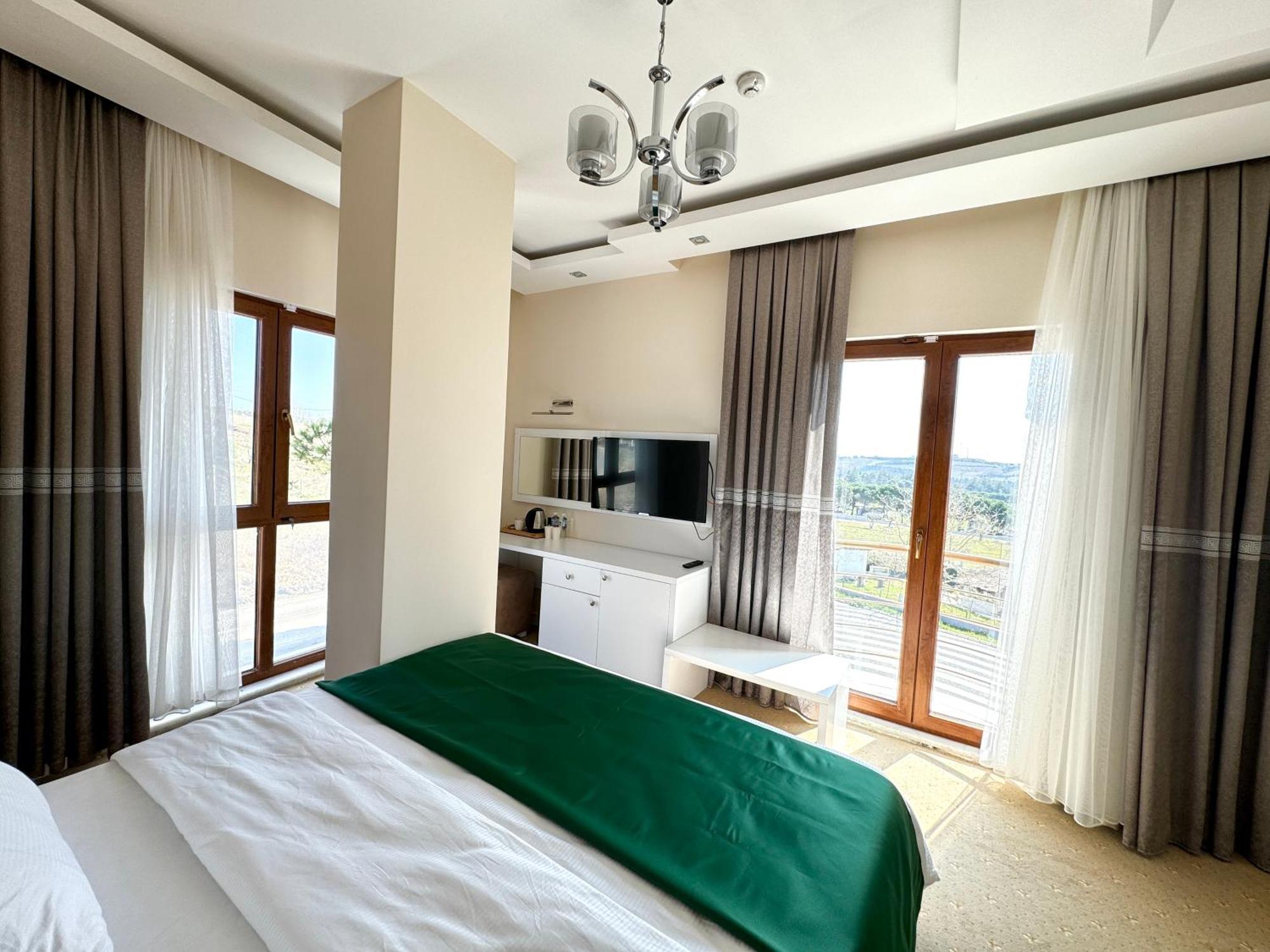 Green Roof Hotel & Spa Terkos Exterior photo