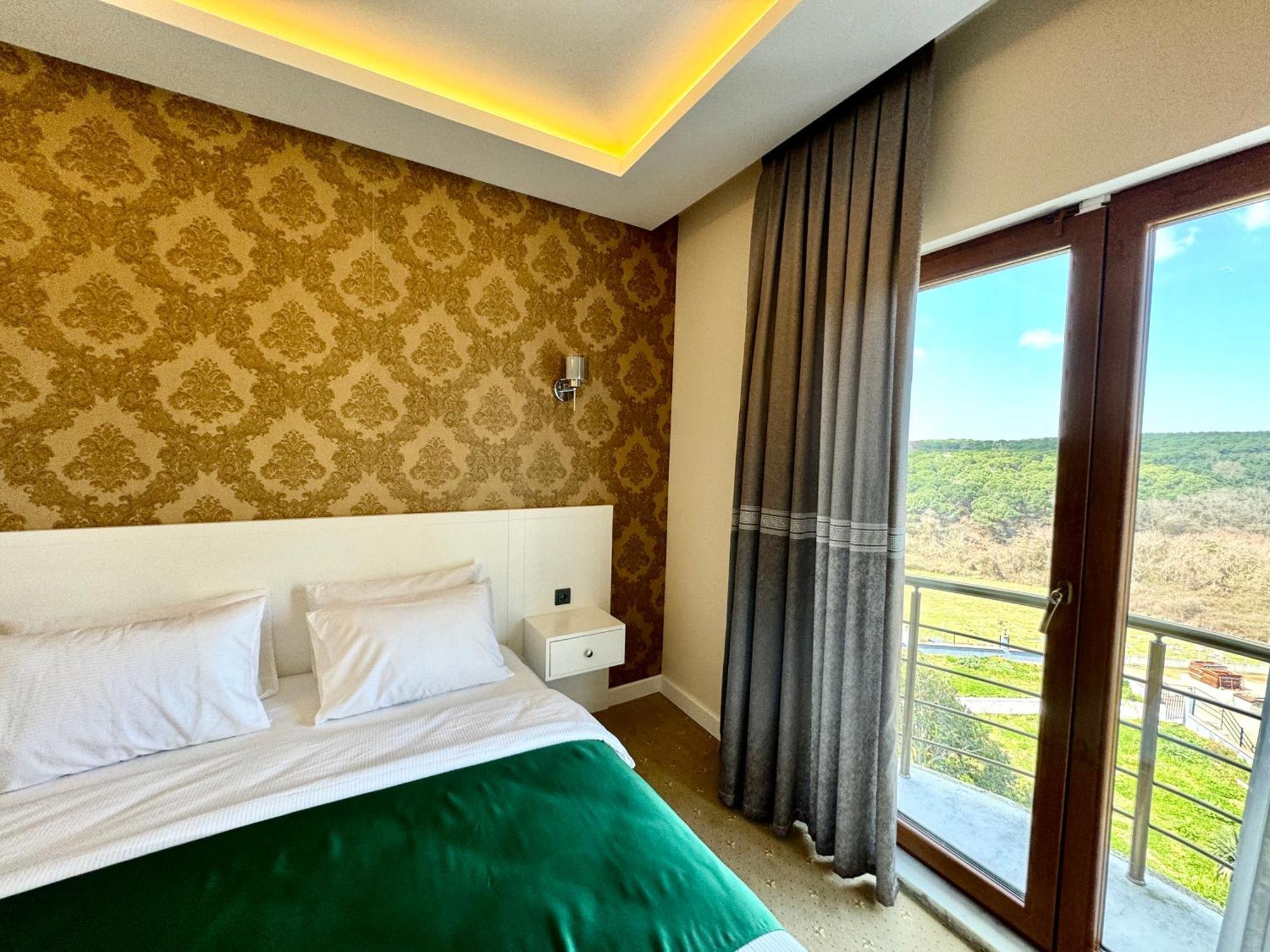 Green Roof Hotel & Spa Terkos Exterior photo